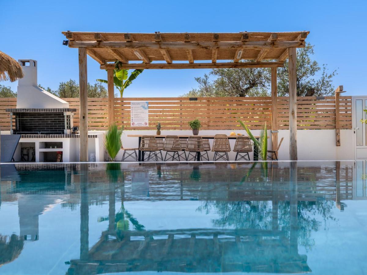 Sonel Luxury Villa, A Family Retreat, By Thinkvilla * Mouzakion (Zakynthos)